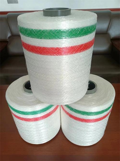 Avvolgimento in rete per balle in HDPE Avvolgimento in rete per balle di fieno agricolo stabilizzato ai raggi UV per foraggio agricolo